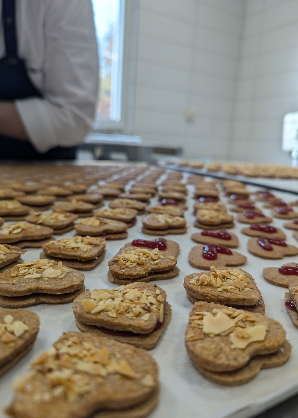konditorei-geiler-linzergebaeck-herstellung-2